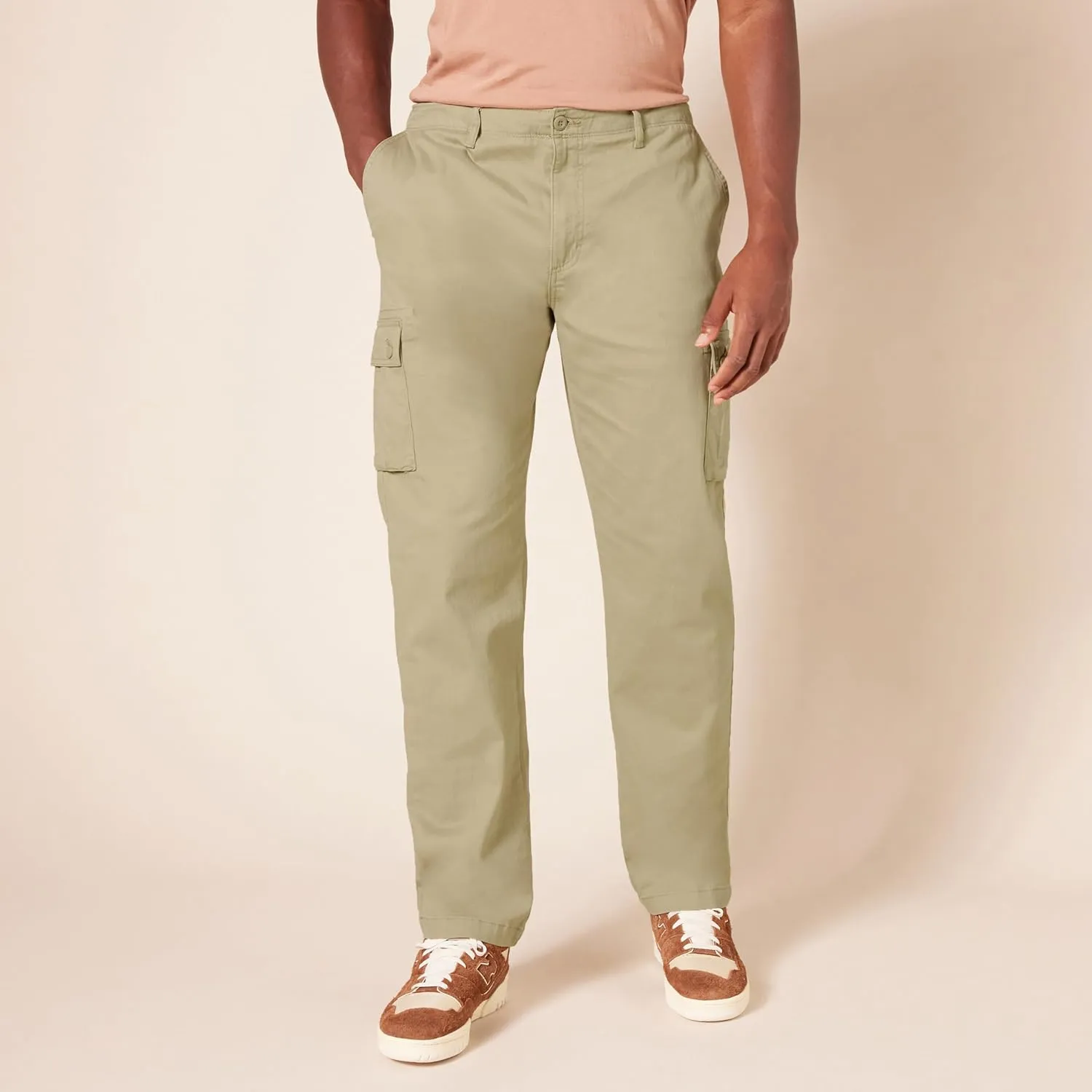 Amazon Essentials Men's Straight-Fit Stretch Cargo Pant (Available in Big & Tall)