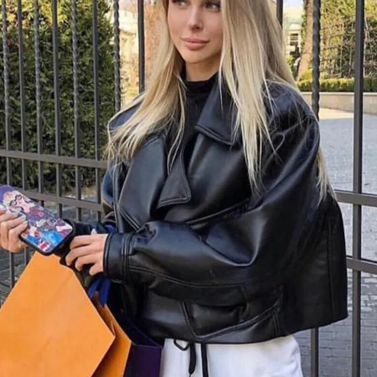 Chic Leather Motorcycle Jacket