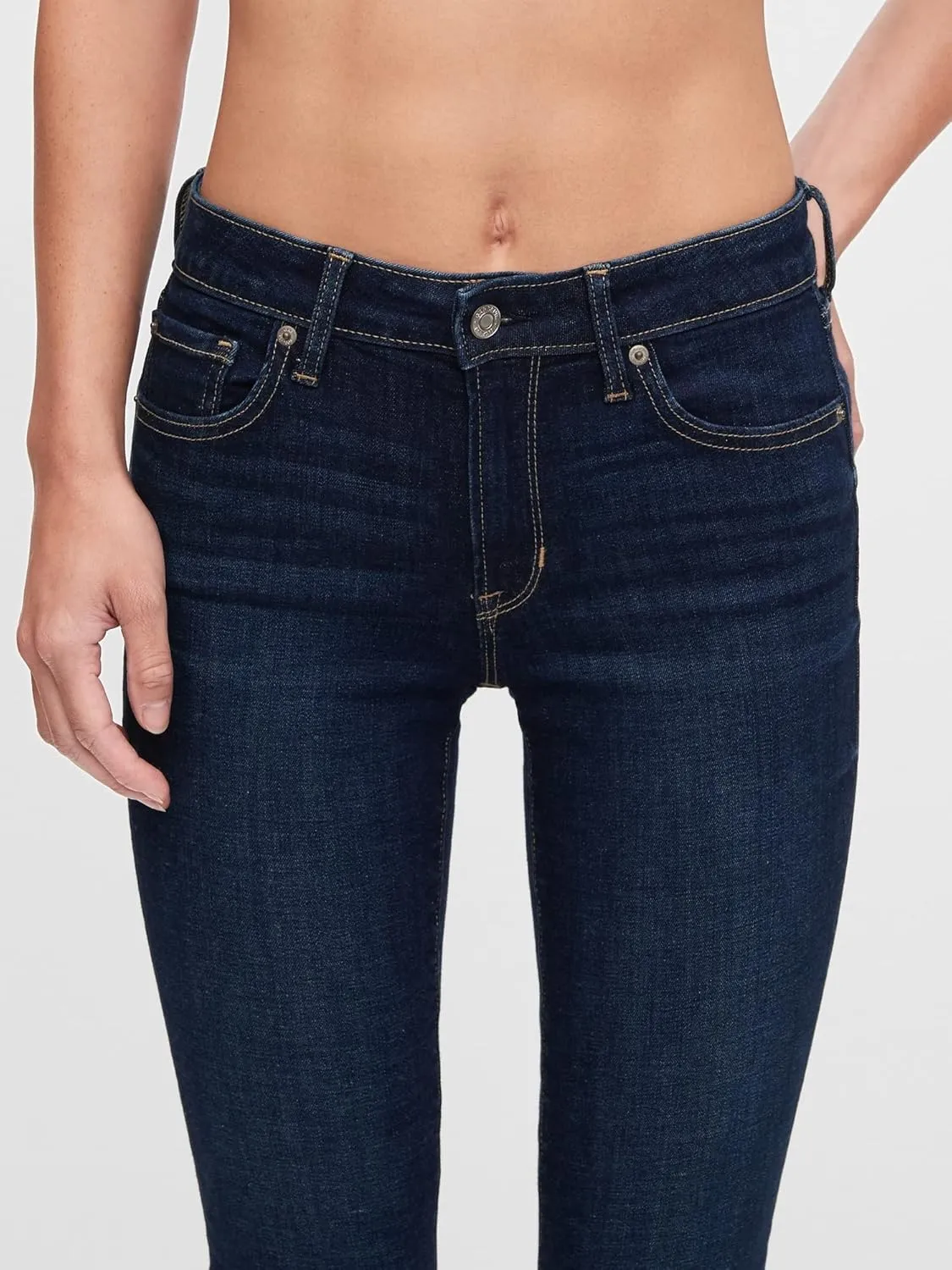 GAP Women's Mid Rise Legging Pant
