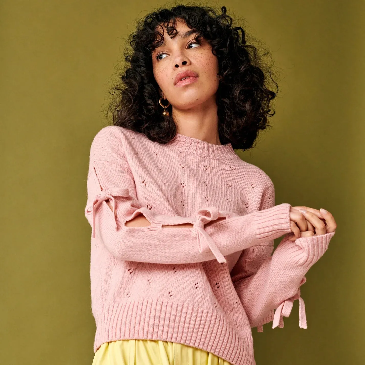 GiGi Knitwear - Light Pink Bow Sweater