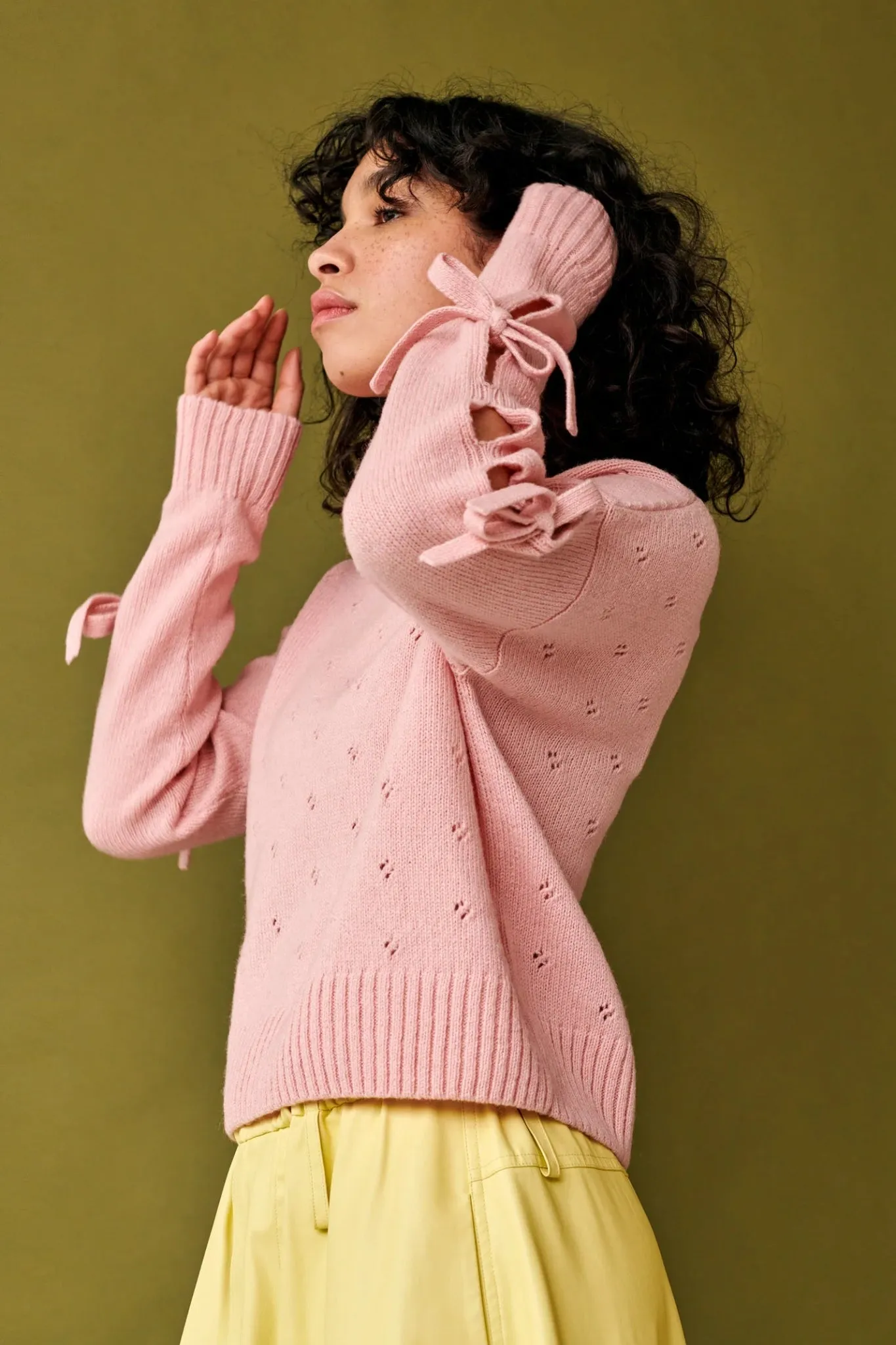 GiGi Knitwear - Light Pink Bow Sweater