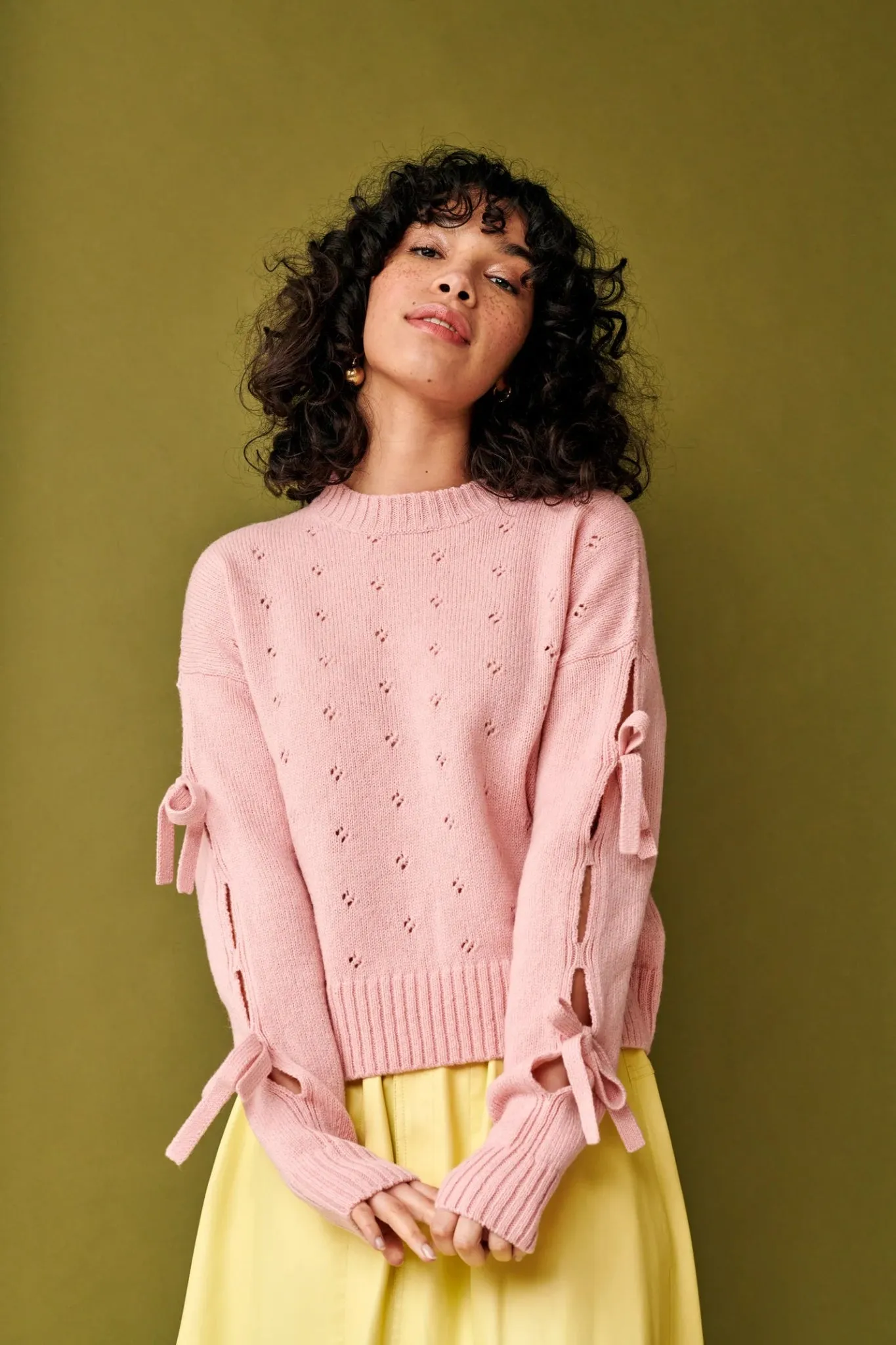 GiGi Knitwear - Light Pink Bow Sweater