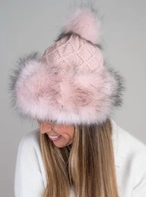 Knitted Single Pom