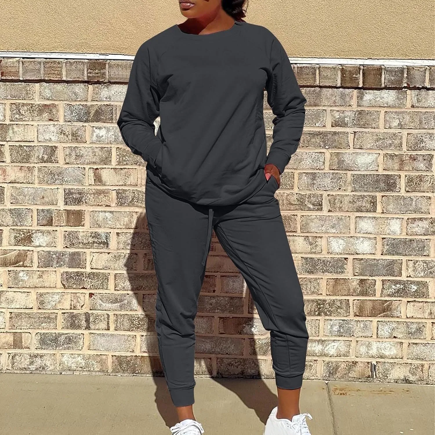 Track Suits for Women Set - 2 Piece Outfits Sweatsuit Pocket Sweatshirt with Pants Fall Jogging Workout Sets for Women