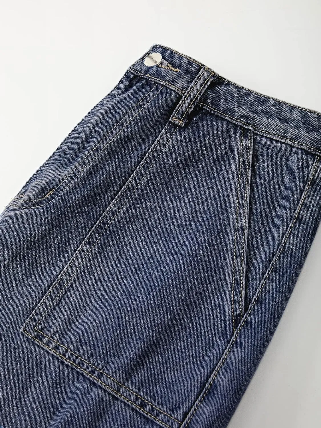 Xineicy Women's Mid Waist Pocket Cargo Jeans Washed Baggy Wide Leg Denim Pants Order 1 Size UP